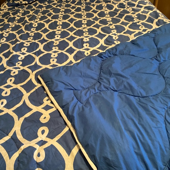 Pottery Barn Teen Bedding Pottery Barn Teen Queen Comforter 2 Euro Shams Poshmark